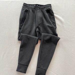 American Eagle dark gray x-small men’s joggers